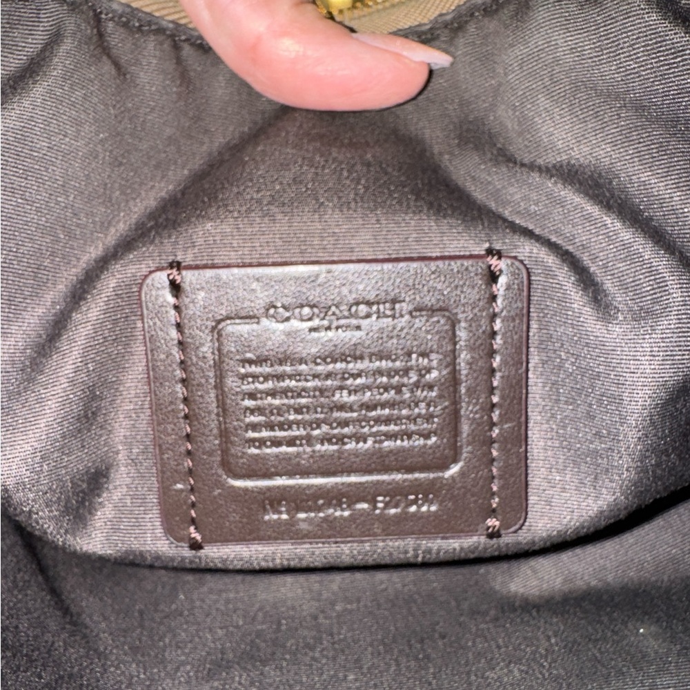 Coach Small Kelsey Crossbody in Signature Jacquard EUC - Picture 10 of 12